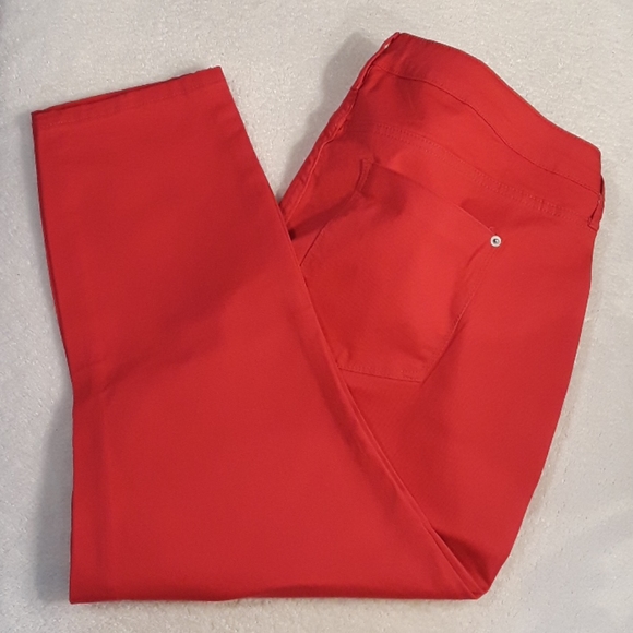 🆕️JustFab Ankle Jeans. Women's Plus Size: Waist 22Wx24 Inseam - Picture 4 of 8